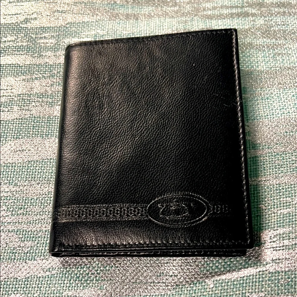 BNWT BIFOLD BLACK BUTTERY SOFT LEATHER WALLET MADE AND PURCHASED IN SPAIN